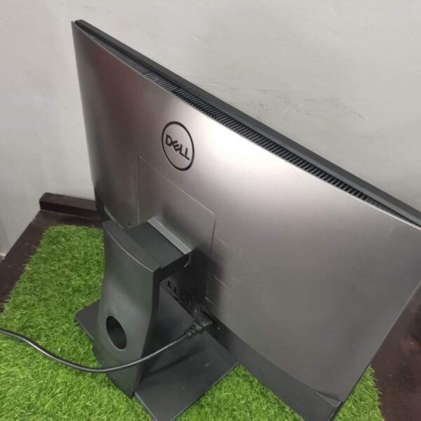 RENEWED AIO DELL OPTILEX OPTILEX 7470 C15 8TH 8GB 256GB SSD 24″ 3.1GHZ