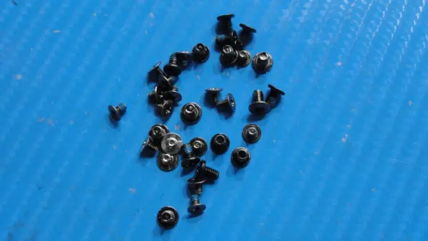 HP EliteBook 840 G7 Base screws, hinge screws, etc.